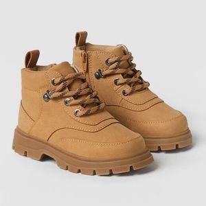 NWT Zara Kids Hiking Boots - Size 9.5